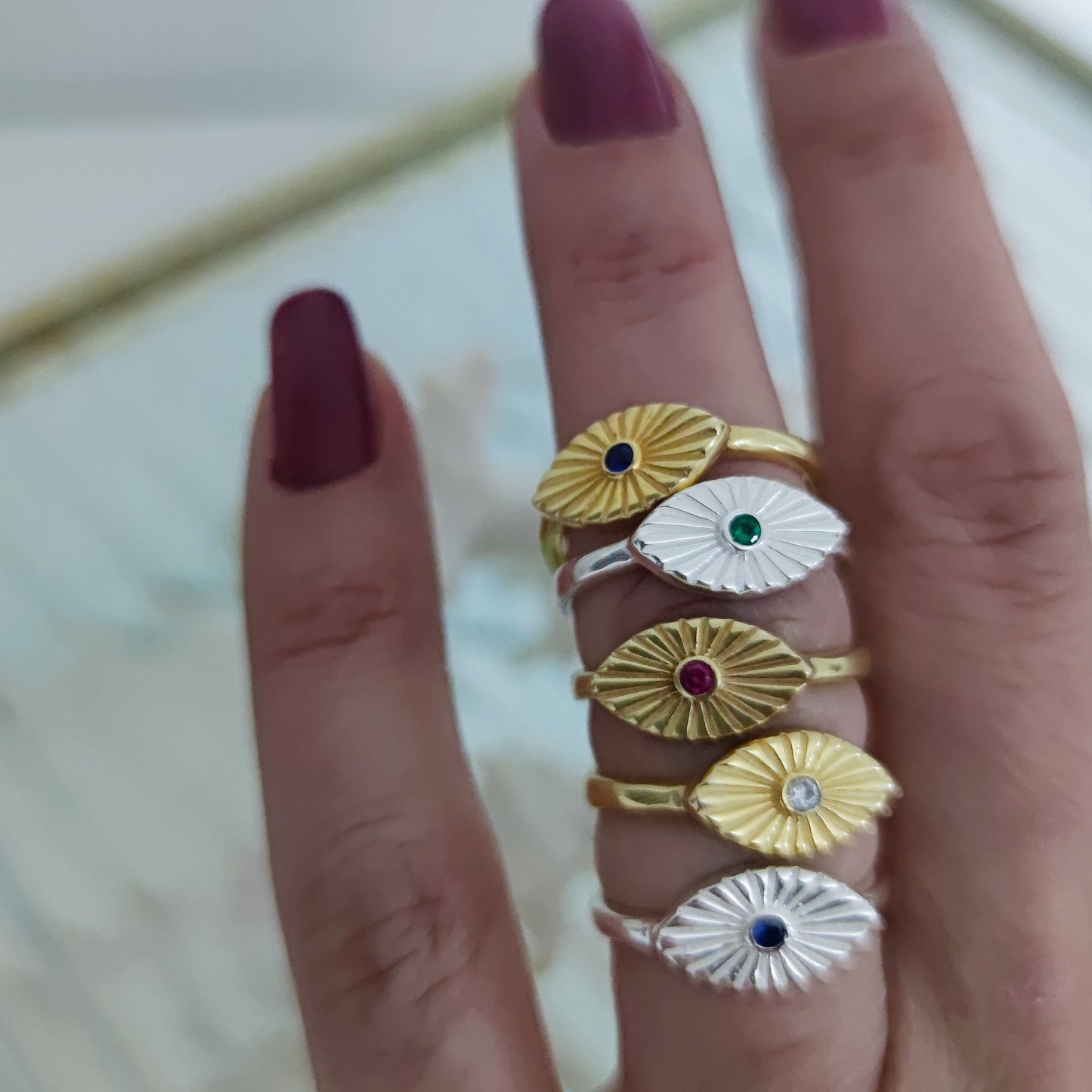 Taşlı Badem Yüzük