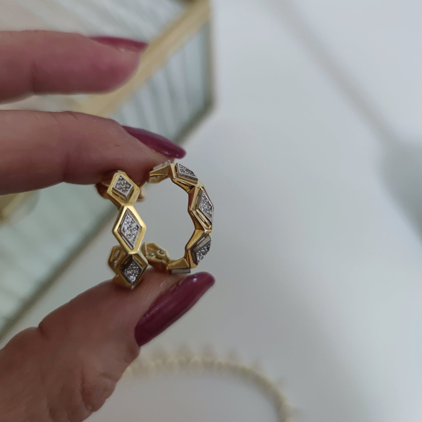 Dörtgen Çerçeveli Küpe