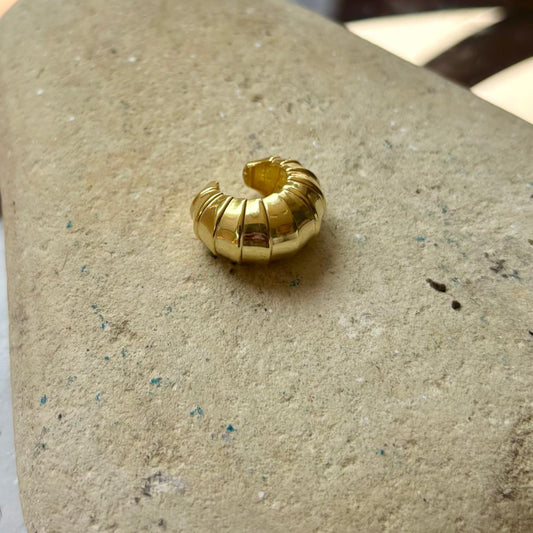 SHRIMP CUFF